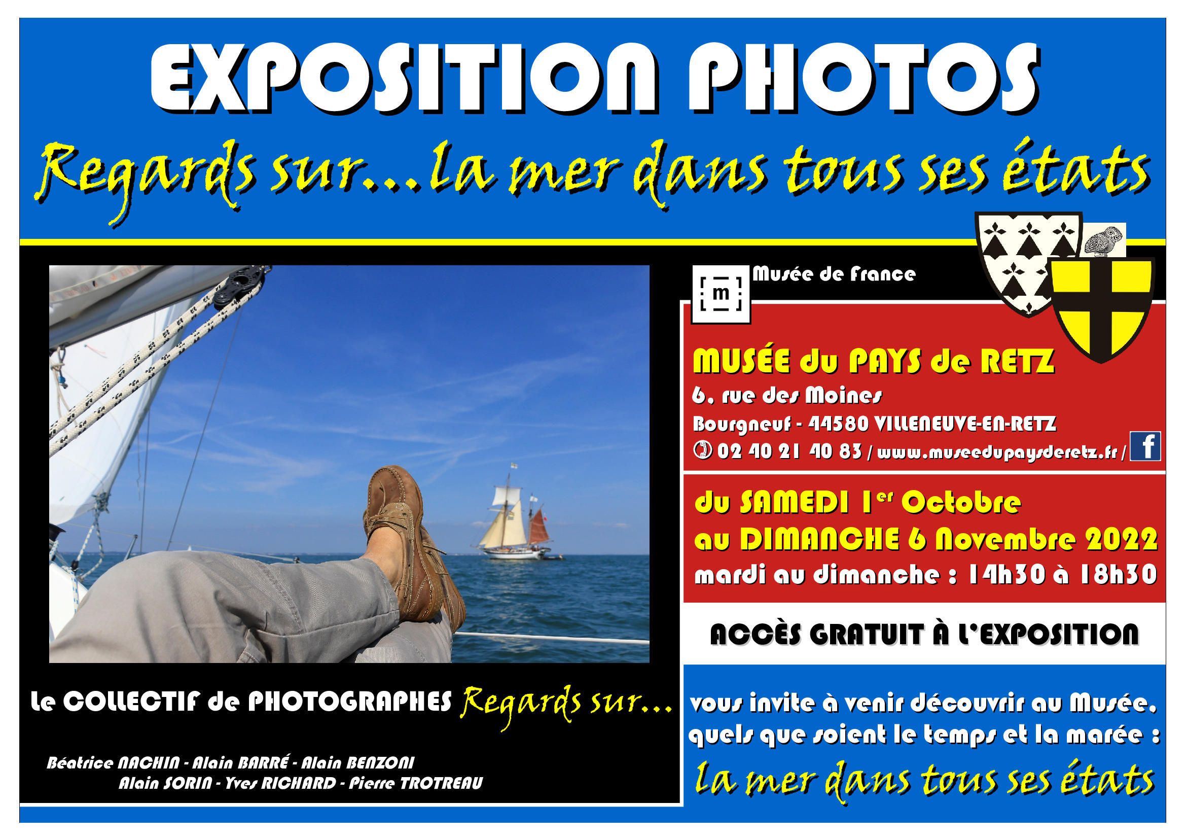 Affiche expo photos REGARDS SUR fond bleu 2022 - Musée du Pays de Retz